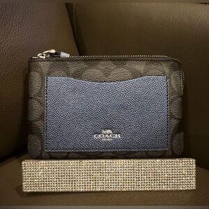 Coach Corner Zip Wristlet Black With Metallic Navy